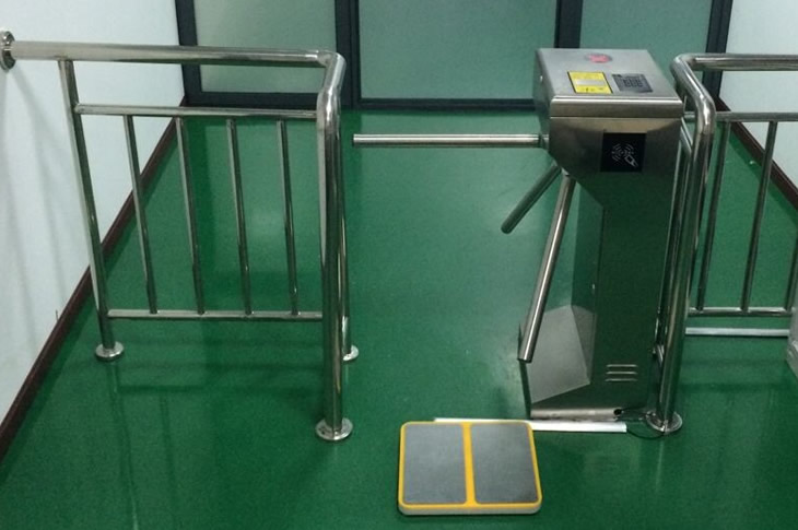 ��݁�lESD�T������