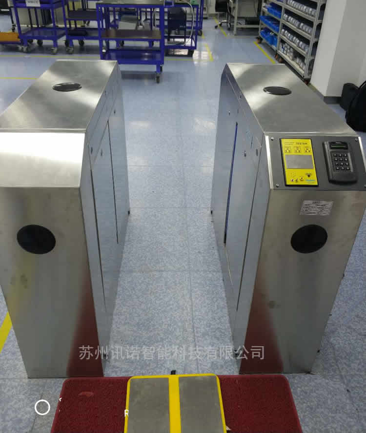 �����o��T������