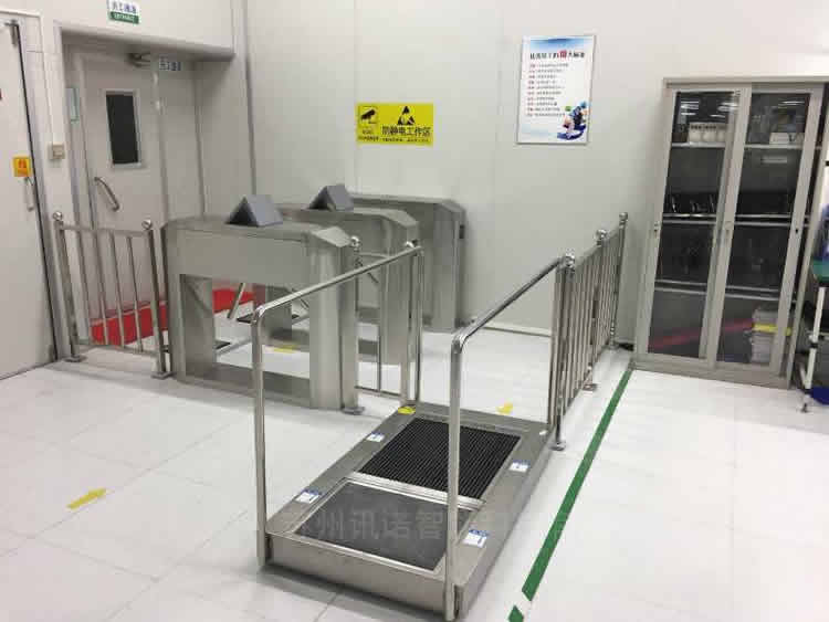 �Ď�ʽЬ���坍�C_ESD���o��T��ϵ�y