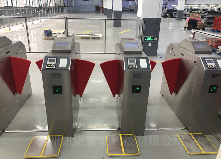 �(zh��n)��ESD���o��T��ϵ�y(t��ng)