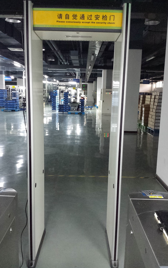 6�^(q��)200���m���Ͱ��z�T_ESD���o��T��ϵ�y(t��ng)