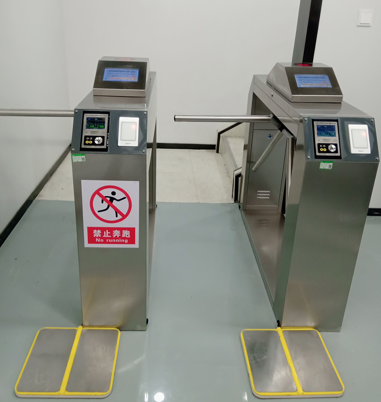 �Ͼ�ESD�o��T��